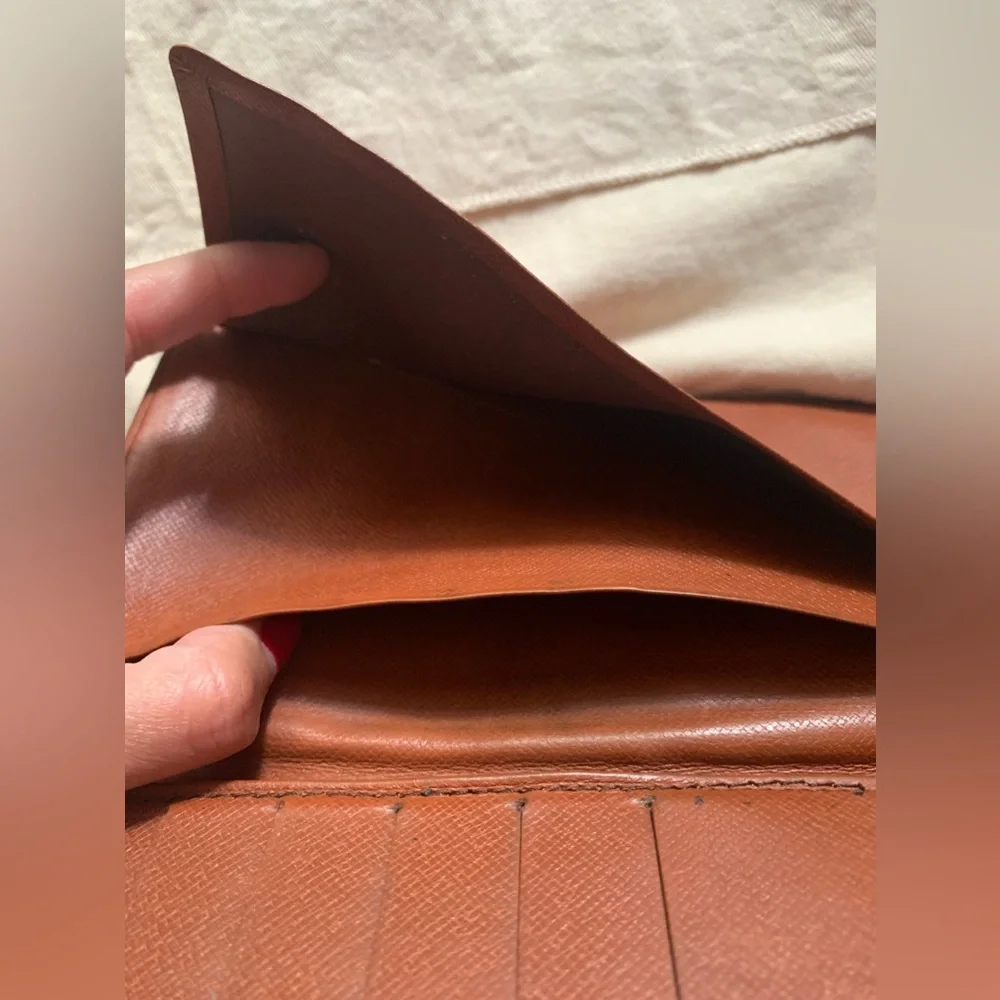 Louis Vuitton Monogram Porto
Valeurs Carte De Wallet - Picture 5 of 5
